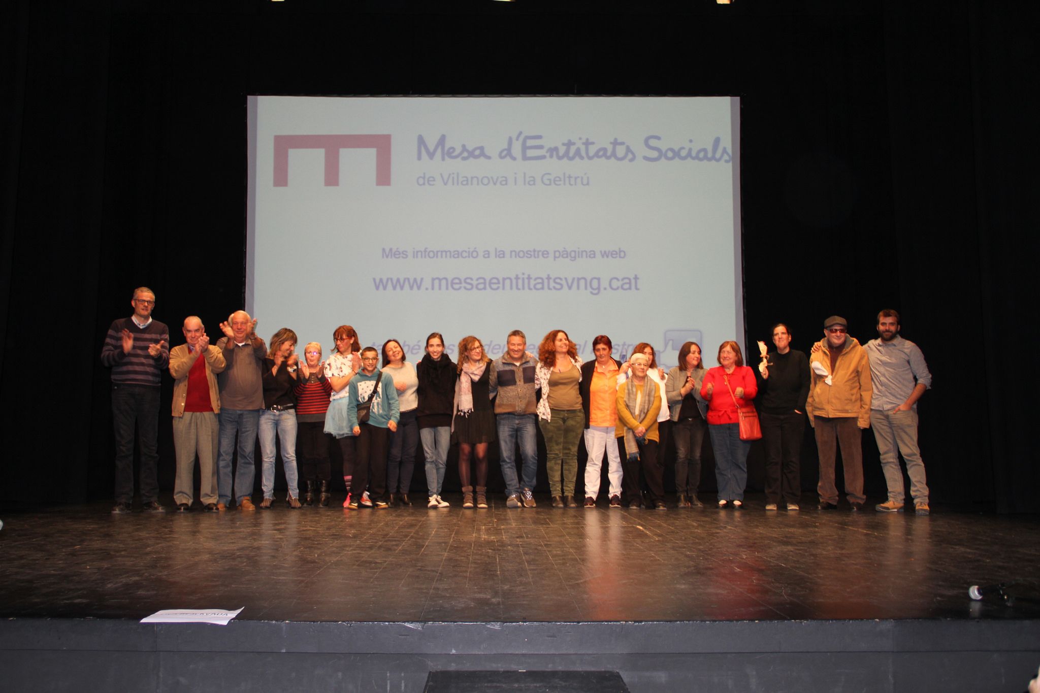 mesa entitats socials vng